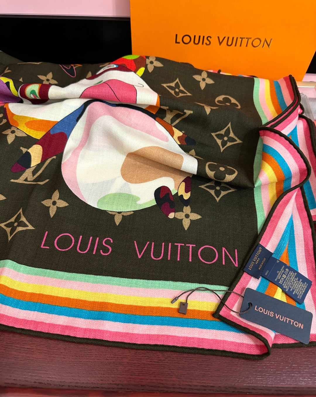 LV 26S SCARF 140 IN CASHMERE AND SILK 319900