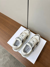 RUNNER CR-03 LOW LACE-UP PALE GRAY SUEDE AND BLACK CALFSKIN