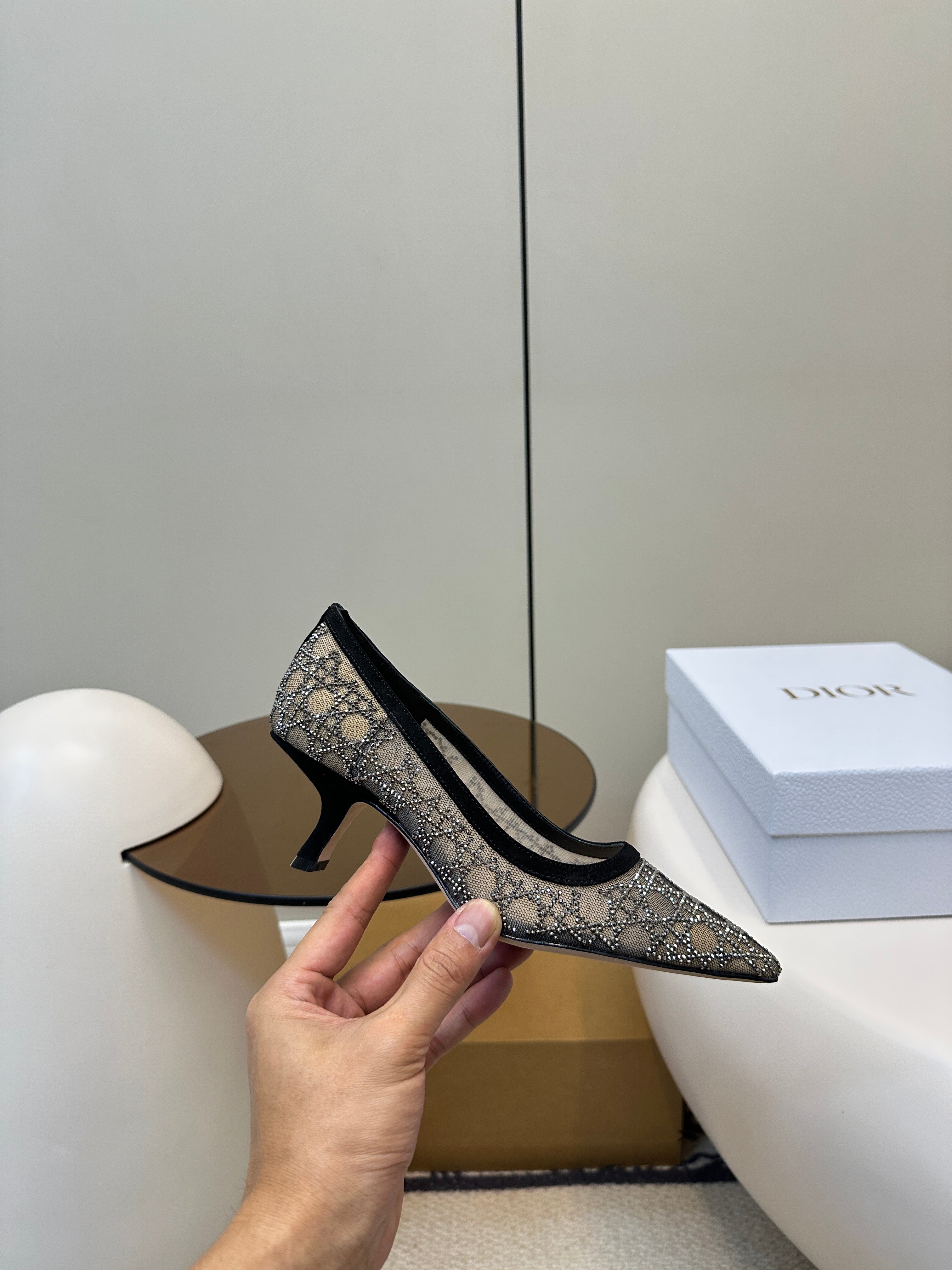 POINTED TOE HEELS 55MM IN BLACK MESH WITH RHINESTONES