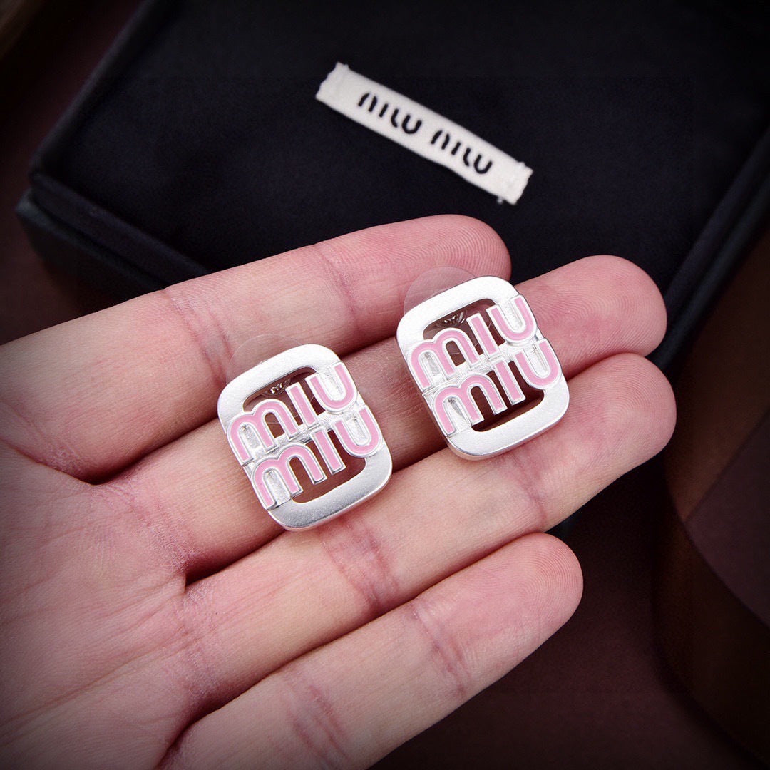 MIUMIU 26S DOUBLE LOGO PINK ENAMEL STUD EARRINGS IN SILVER TONE METAL 619138