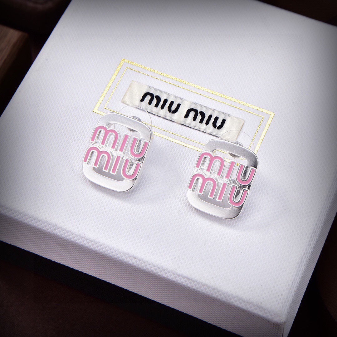 MIUMIU 26S DOUBLE LOGO PINK ENAMEL STUD EARRINGS IN SILVER TONE METAL 619138
