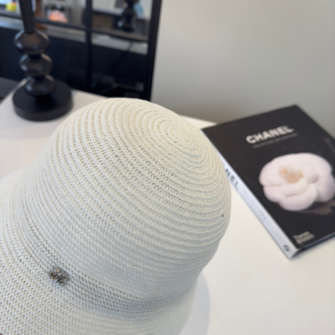 CHANEL 26S STRAW CLOCHE HAT 335917