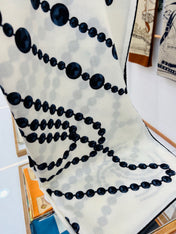 CHANEL 25S SCARF 140 IN CASHMERE 991650