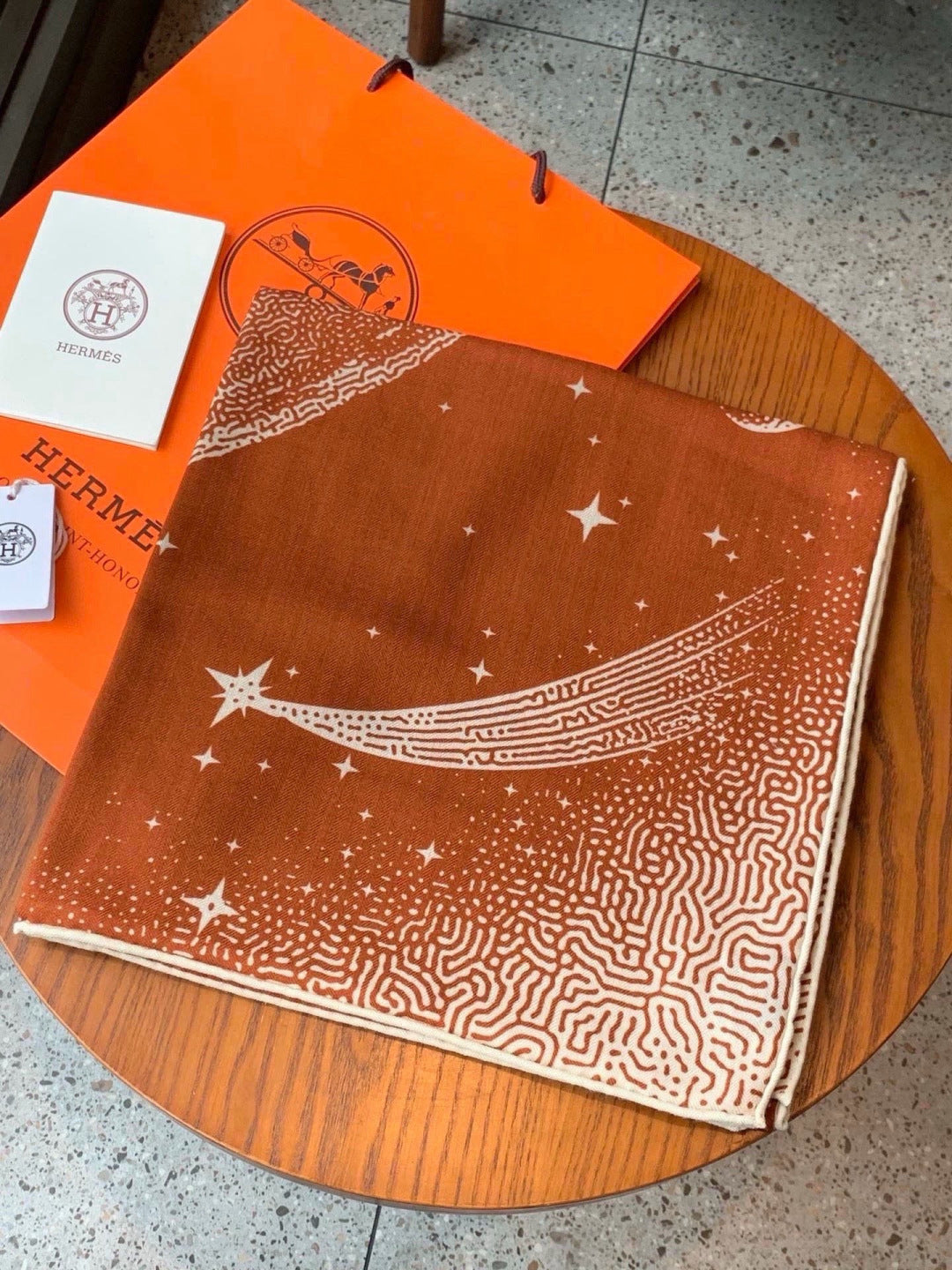 HERMES 26S SCARF 140 IN CASHMERE AND SILK 304680