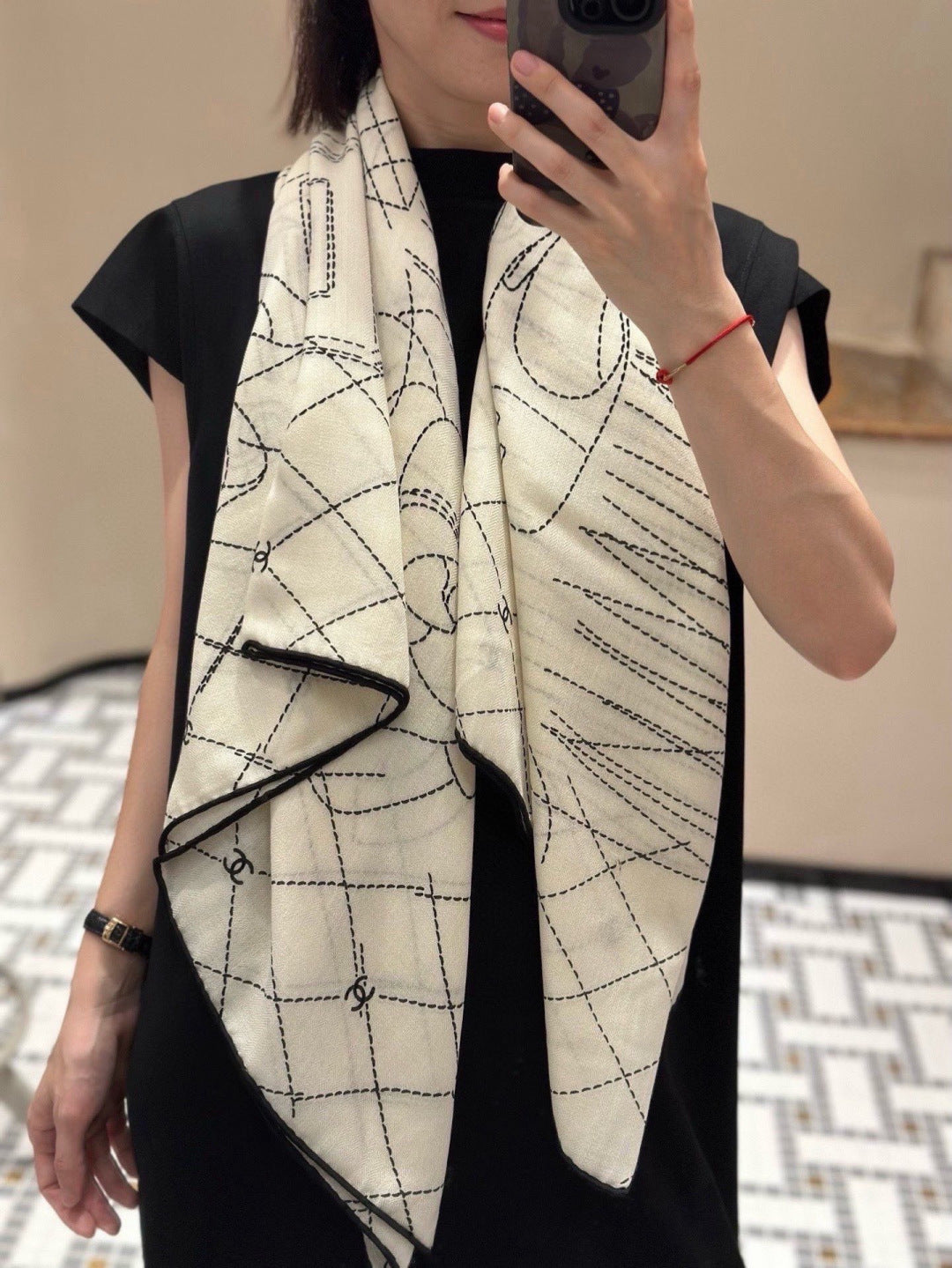 CHANEL 26S SCARF 140 IN CASHMERE AND SILK 304715