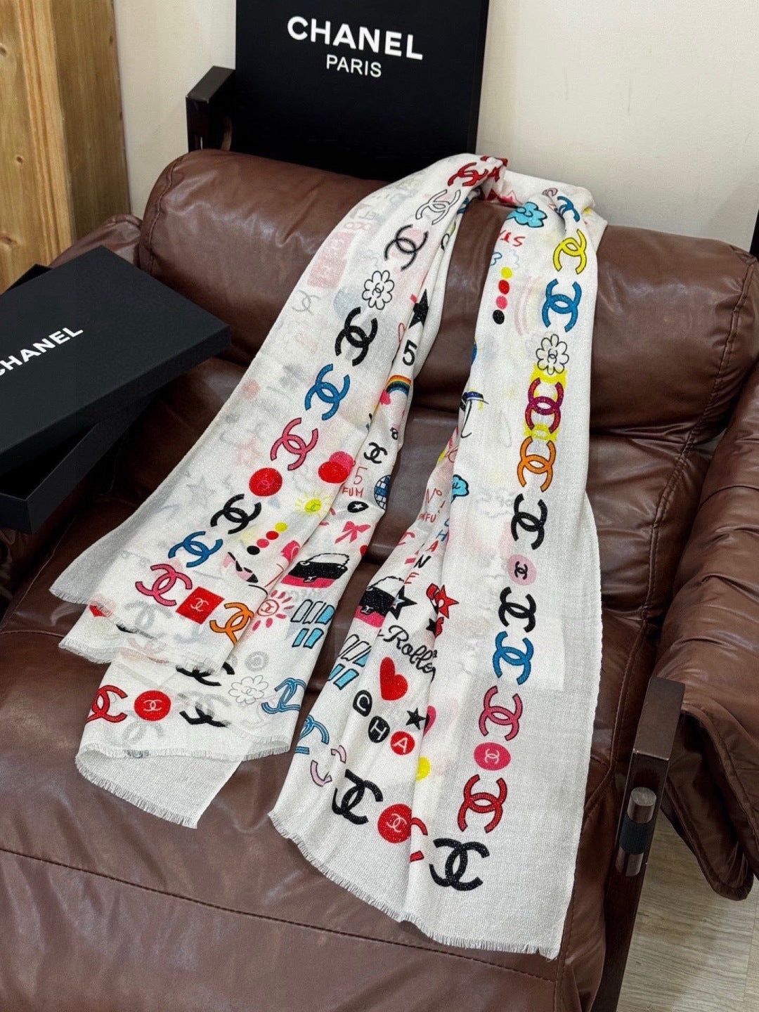 CHANEL 26S SCARF 200 IN CASHMERE AND SILK 307209