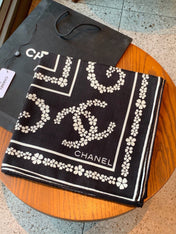 CHANEL 26S SCARF 135 IN CASHMERE AND SILK 309371