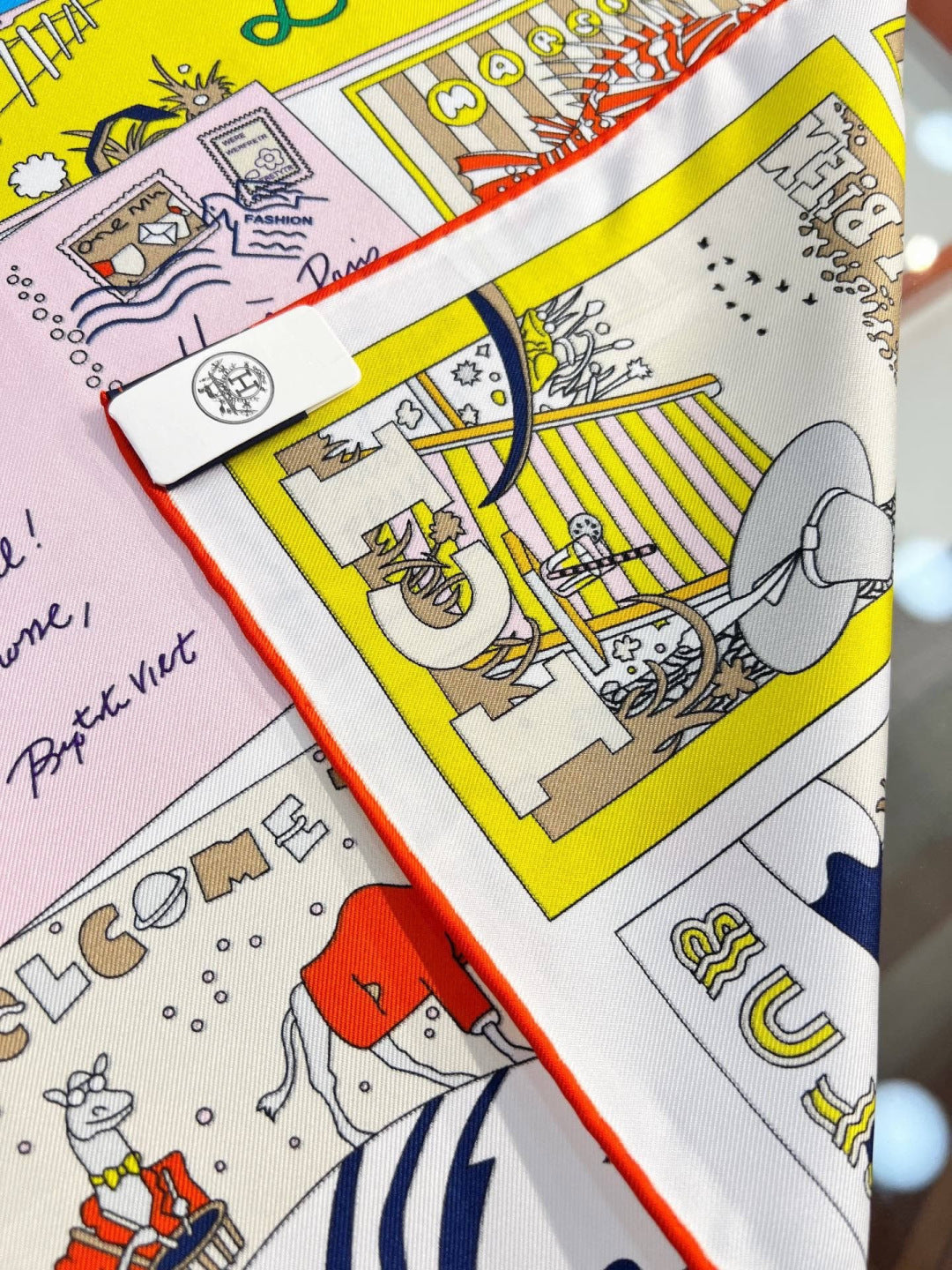 HERMES 26S PRINTED SQUARE SCARF 88 IN SILK 309946