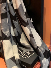 CHANEL 26S SCARF 140 IN SILK 311982