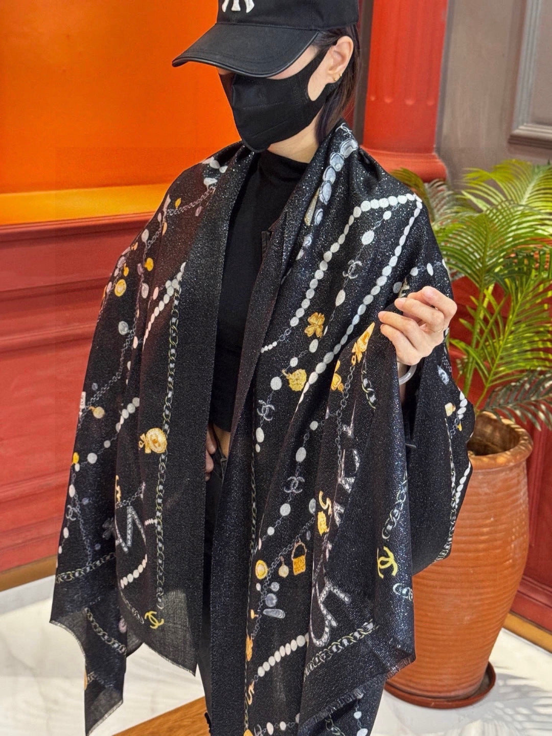 CHANEL 26S PRINTED SHAWL 200 IN SILK 313405