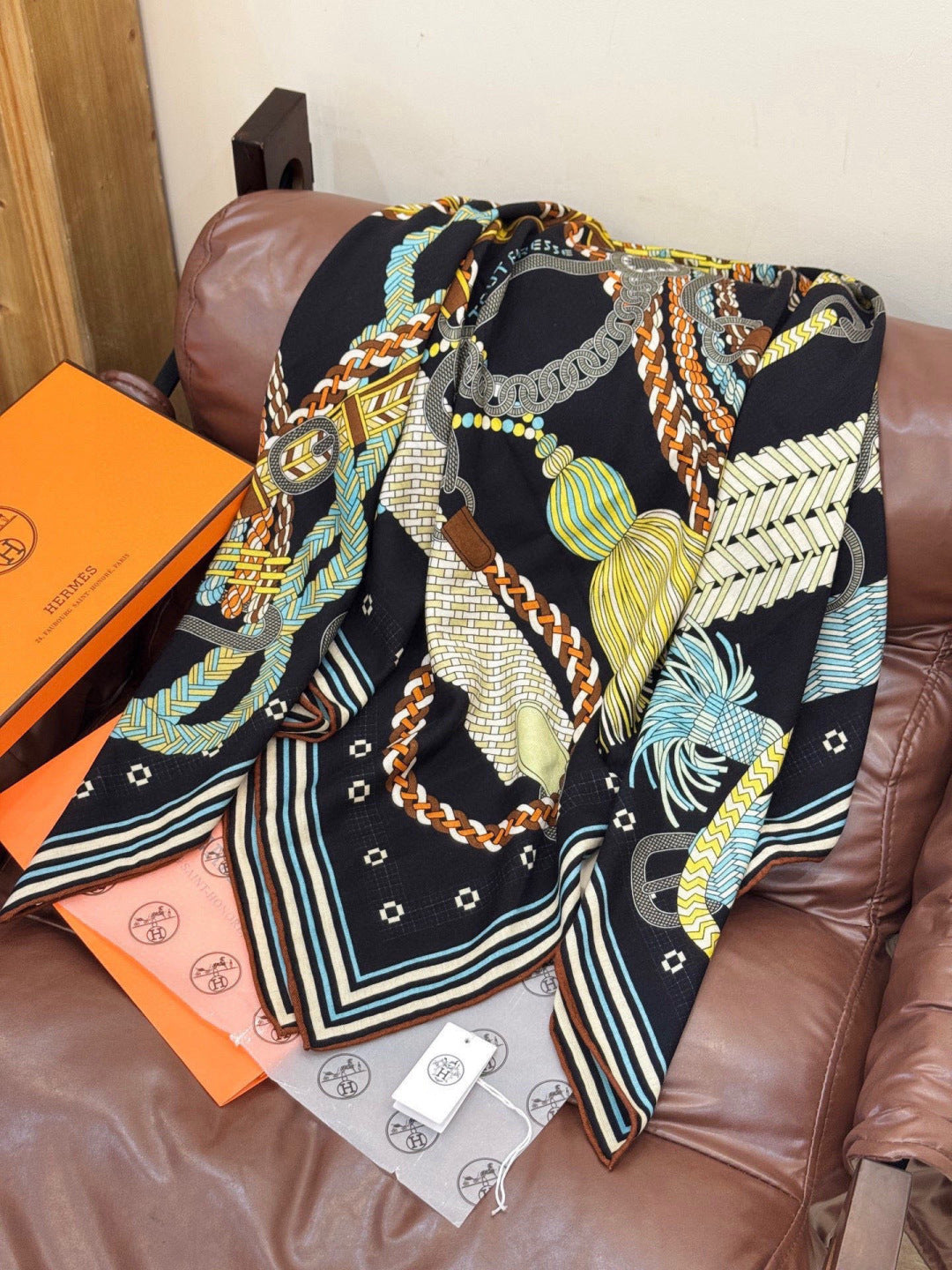 HERMES 26S SCARF 135 IN SILK AND CASHMERE 498492