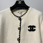 CHANEL 26S CREW NECK CARDIGAN 829
