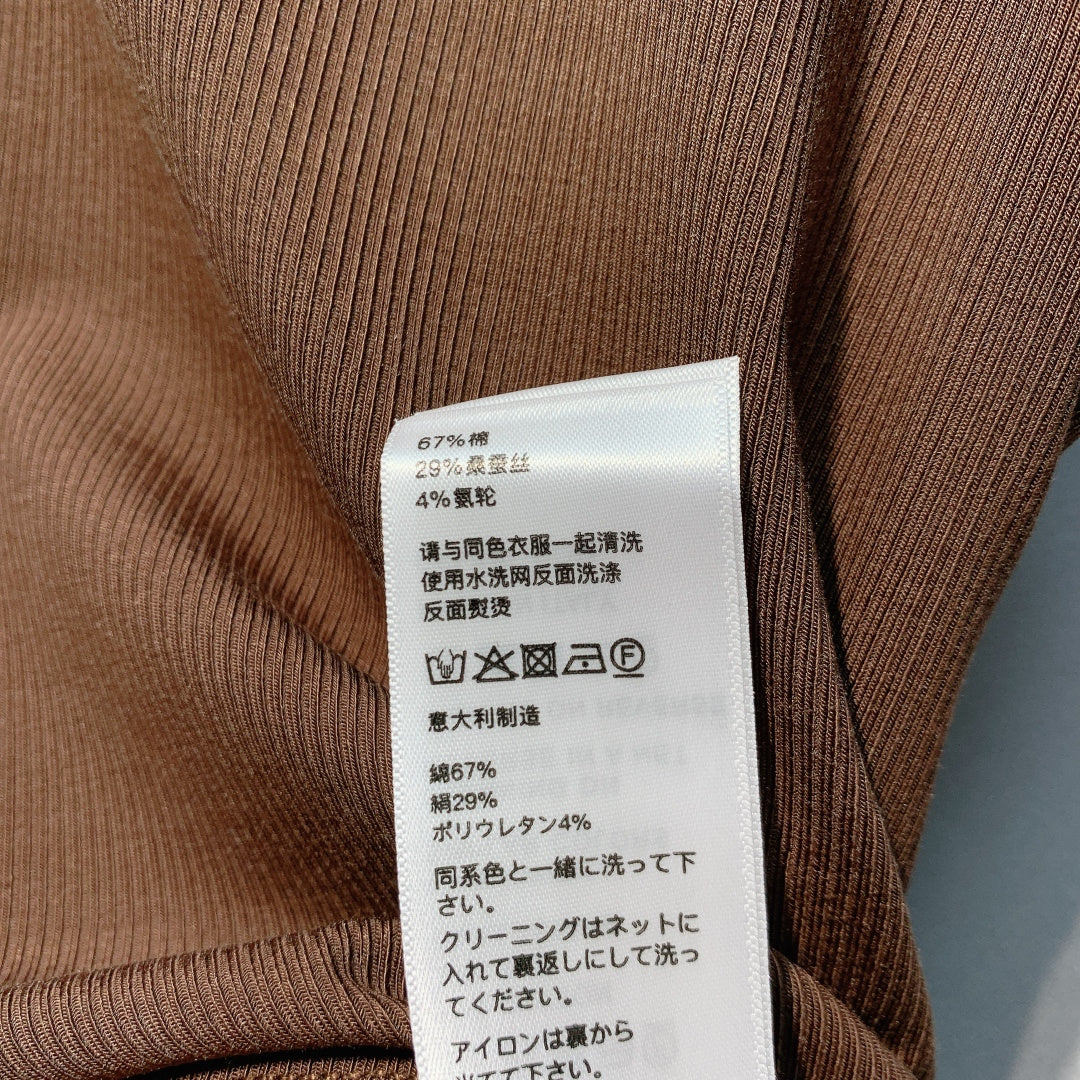 CELINE 26S LOGO SLEEVELESS T-SHIRT 169