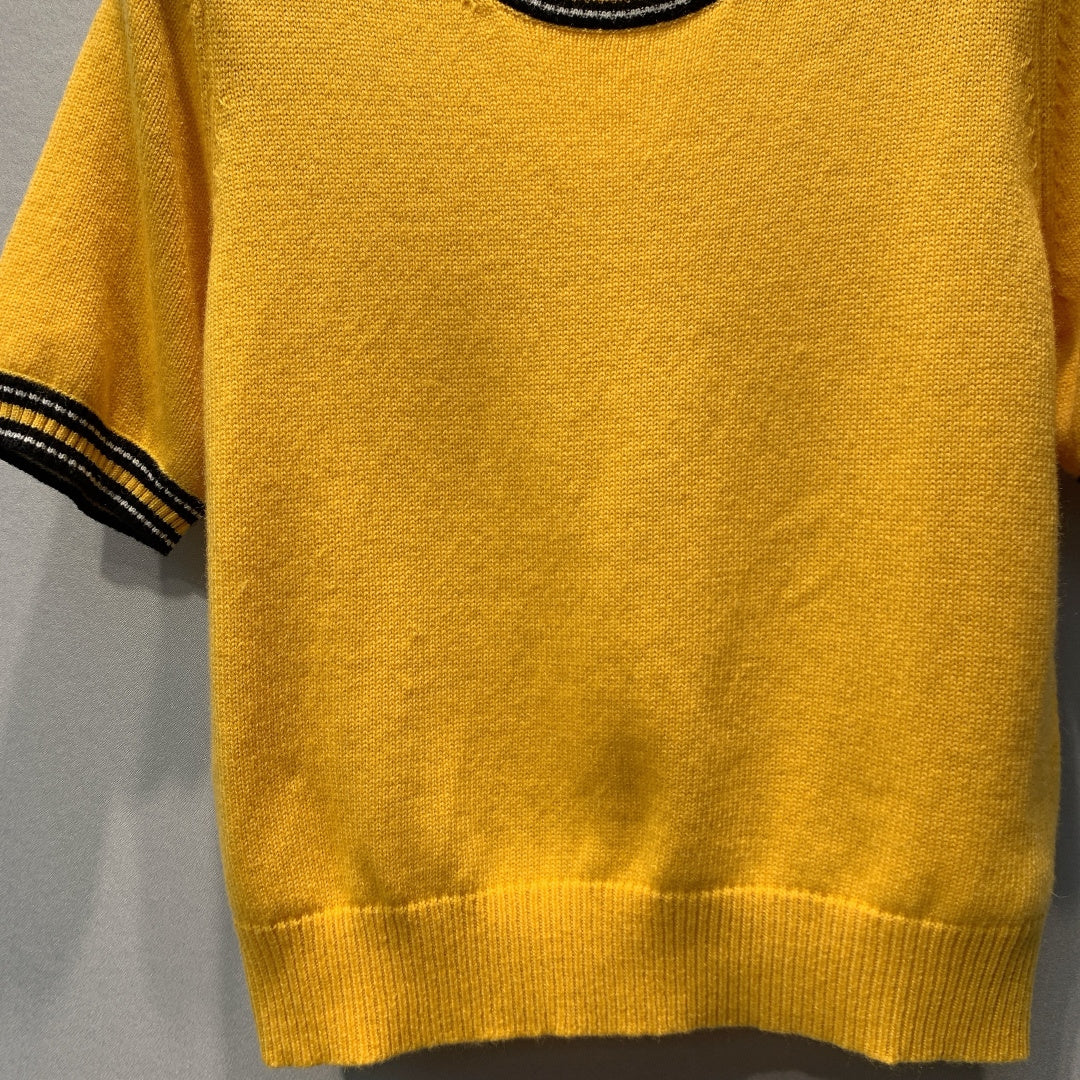 PRADA 26S SHORT-SLEEVE KNIT T-SHIRT STYLE 961