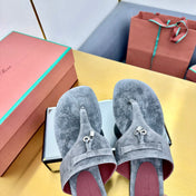 FLIP FLOPS IN DARK GRAY SUEDE AND HARDWARE SILVER