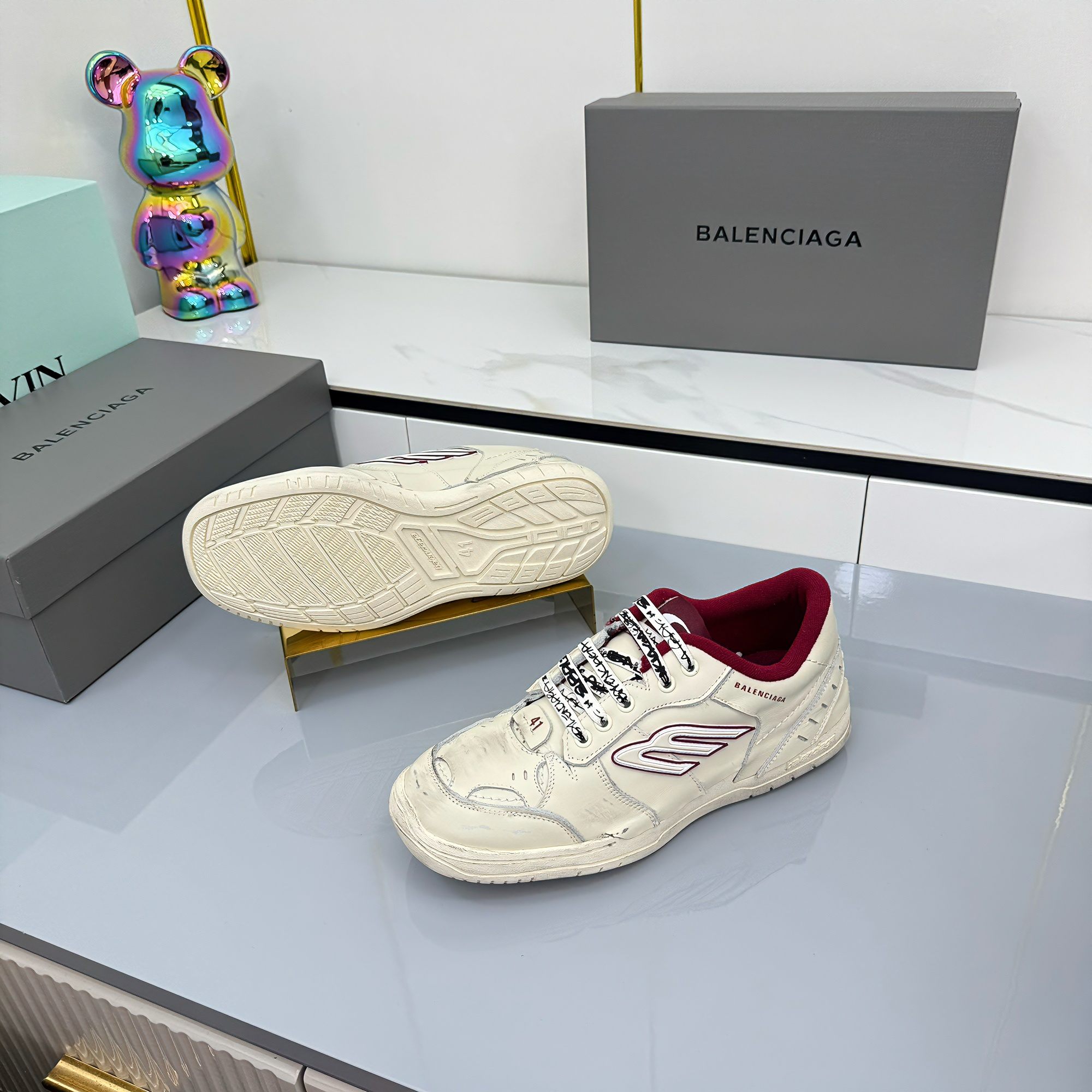 BALENCIAGA 25S SNEAKERS IN CREAM WHITE MIX RED LEATHER