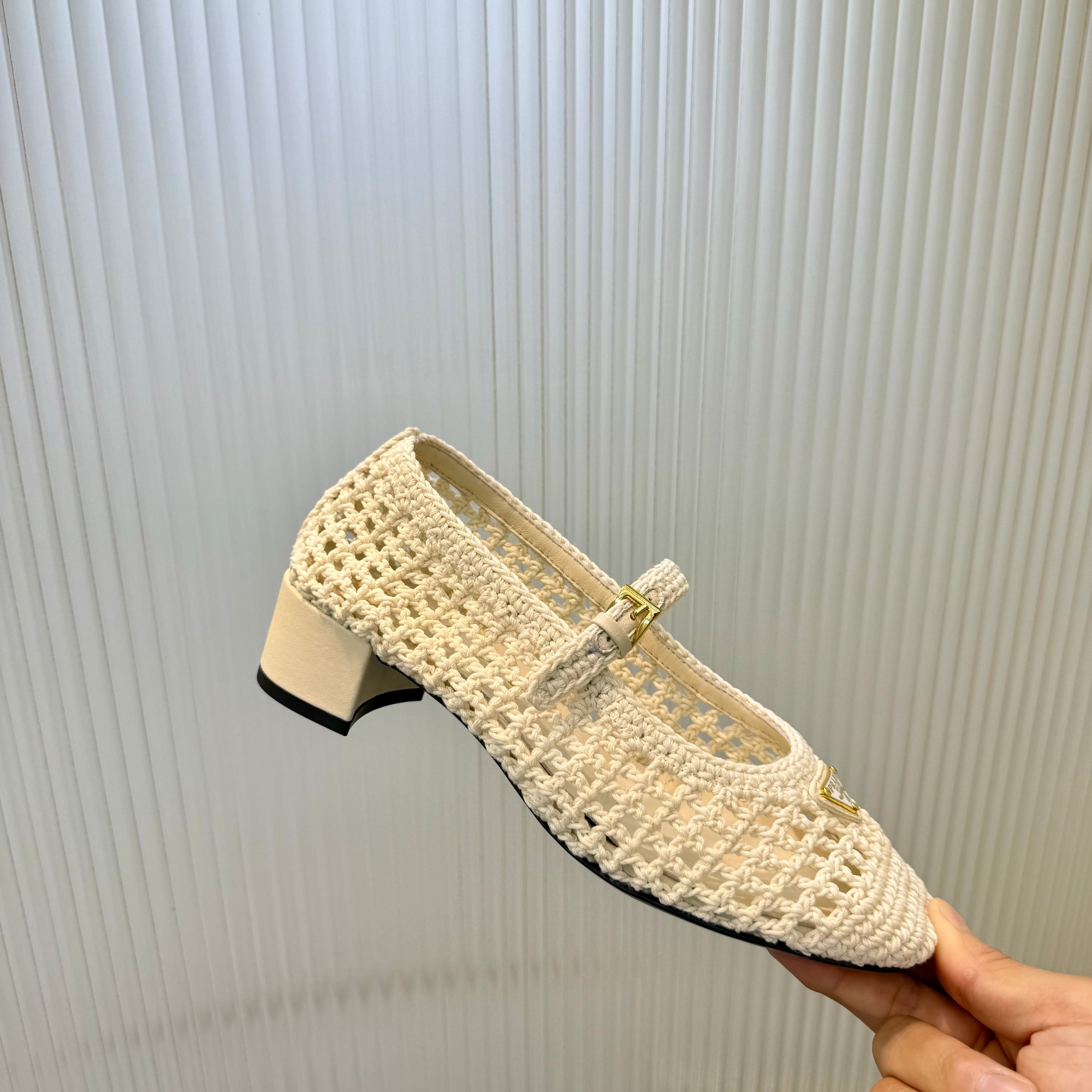 PRADA 26S LOGO PLAQUE CROCHET MARY JANE PUMPS 50MM IN IVORY WHITE WOVEN FIBER