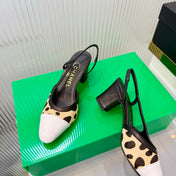 CHANEL 26S HIGH-HEEL SLINGBACKS 50 MM IN WHITE PATENT CALFSKIN WITH LIGHT YELLOW PONY HAIR