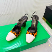 CHANEL 26S HIGH-HEEL SLINGBACKS 70 MM IN WHITE PATENT CALFSKIN WITH ORANGE PONY HAIR