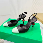 CHANEL 26S SLINGBACK POINTED-TOE HEELS 95 MM IN BLACK LAMBSKIN WITH PASTEL GREEN CAP TOE