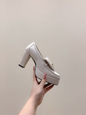 CHANEL 25S HIGH-HEELED MOCCASINS 80MM IN WHITE CALFSKIN GOLD HARDWARE