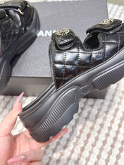 CHANEL 25S STRAP SANDALS IN BLACK PATENT CALFSKIN SILVER HARDWARE