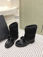 CHANEL 25S ANKLE BOOTS IN BLACK SHEARLING LAMBSKIN AND PATENT CALFSKIN