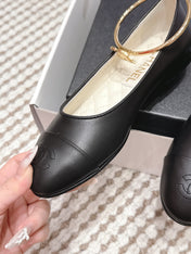 CHANEL 25S BALLERINA SHOES IN BLACK CALFSKIN GOLD HARDWARE