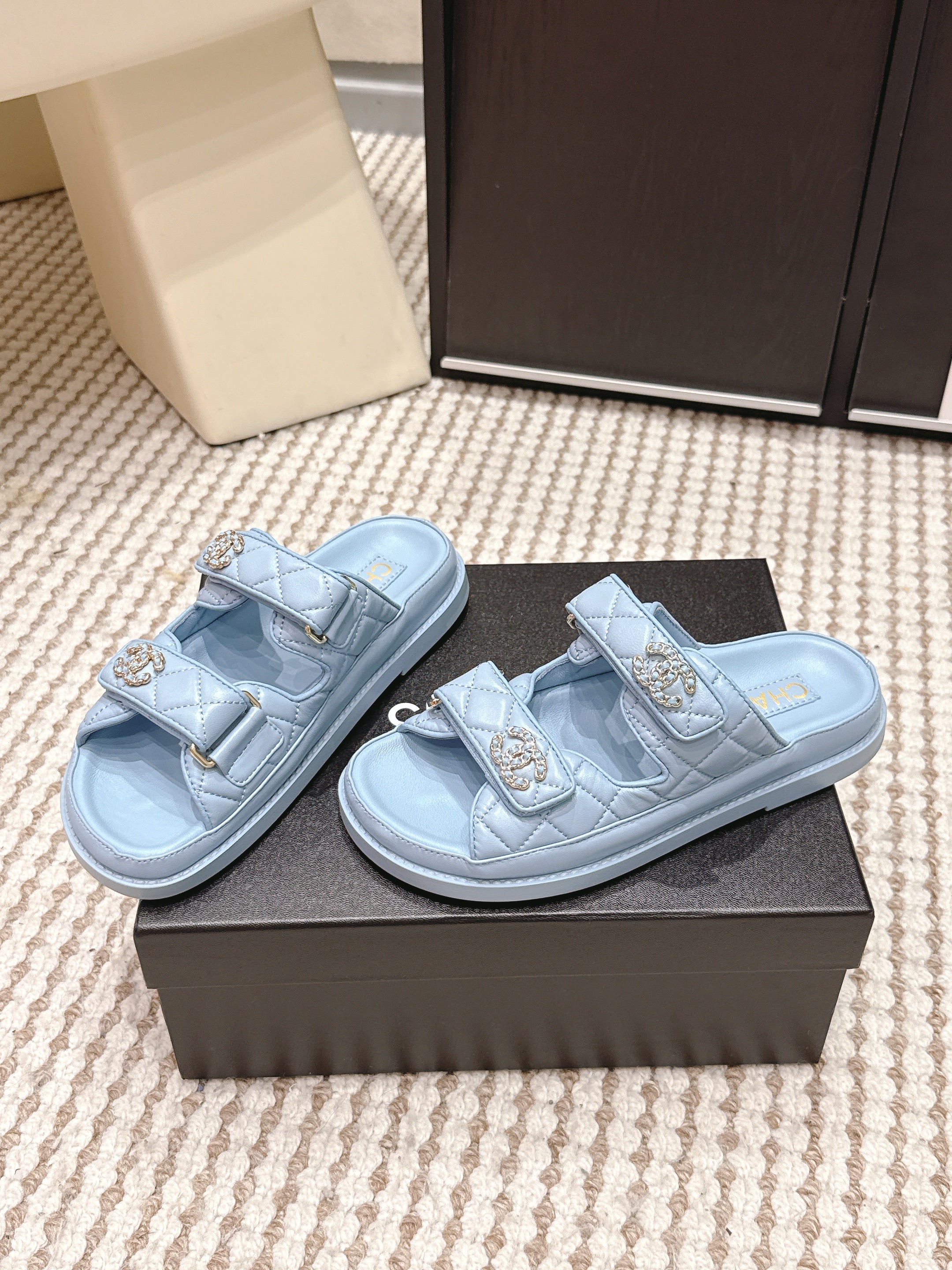 CHANEL 26S SANDALS IN LIGHT BLUE CALFSKIN