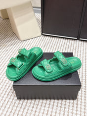 CHANEL 26S SANDALS IN GREEN CALFSKIN