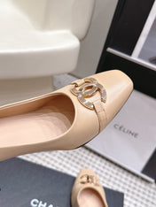 CHANEL 26S HIGH HEELS 95 MM IN BEIGE CALFSKIN WITH GOLD-TONE CC LOGO