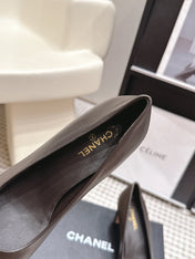 CHANEL 26S HIGH HEELS 75 MM IN DARK BROWN CALFSKIN WITH GOLD-TONE CC LOGO