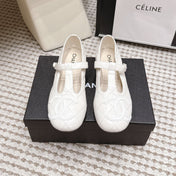 CHANEL 26S MARY JANE FLATS IN WHITE LAMBSKIN WITH CC LOGO