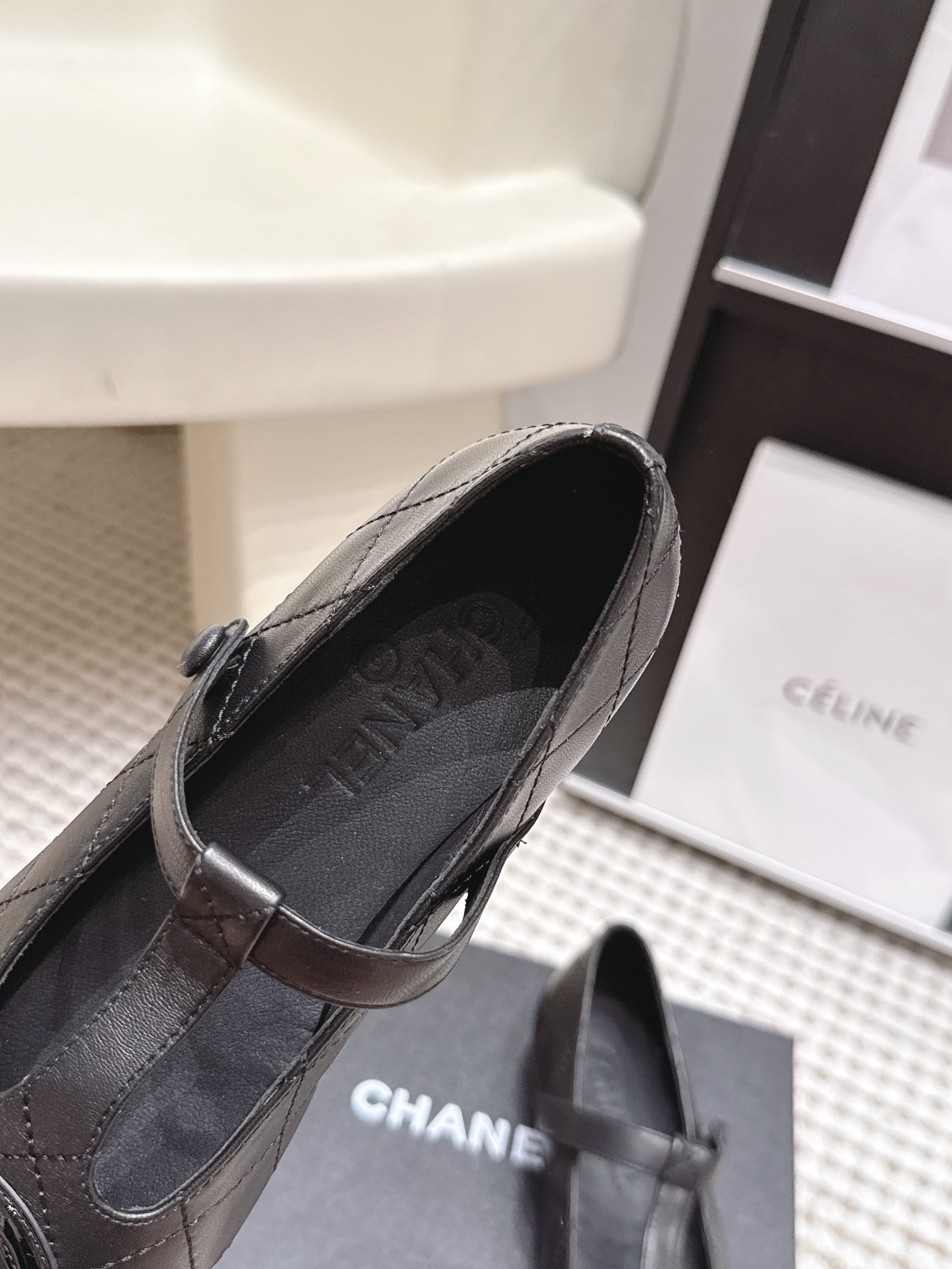 CHANEL 26S MARY JANE FLATS IN BLACK LAMBSKIN WITH  CC LOGO
