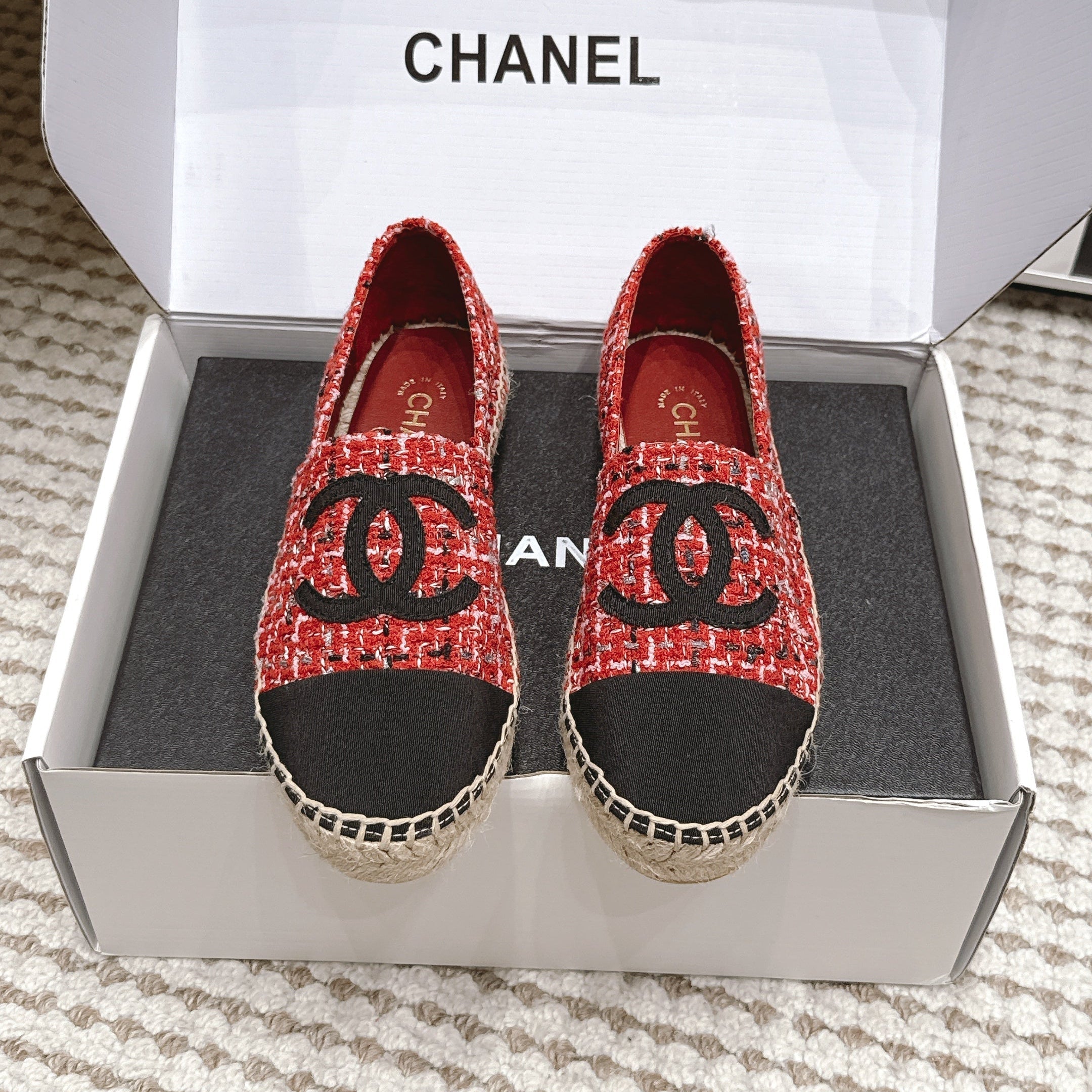 CHANEL 26S SLIP ONS IN RED MIX BLACK TWEED AND PATENT CALFSKIN