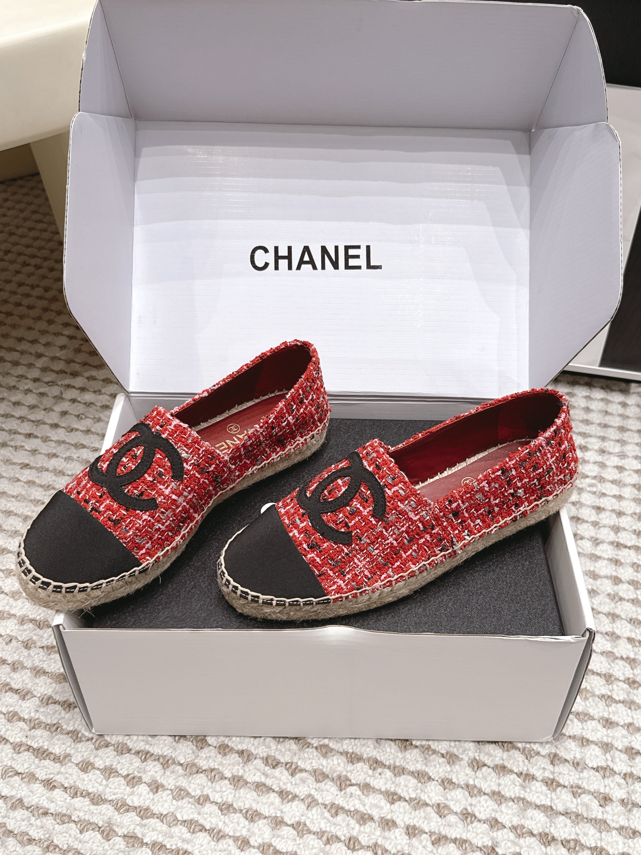 CHANEL 26S SLIP ONS IN RED MIX BLACK TWEED AND PATENT CALFSKIN