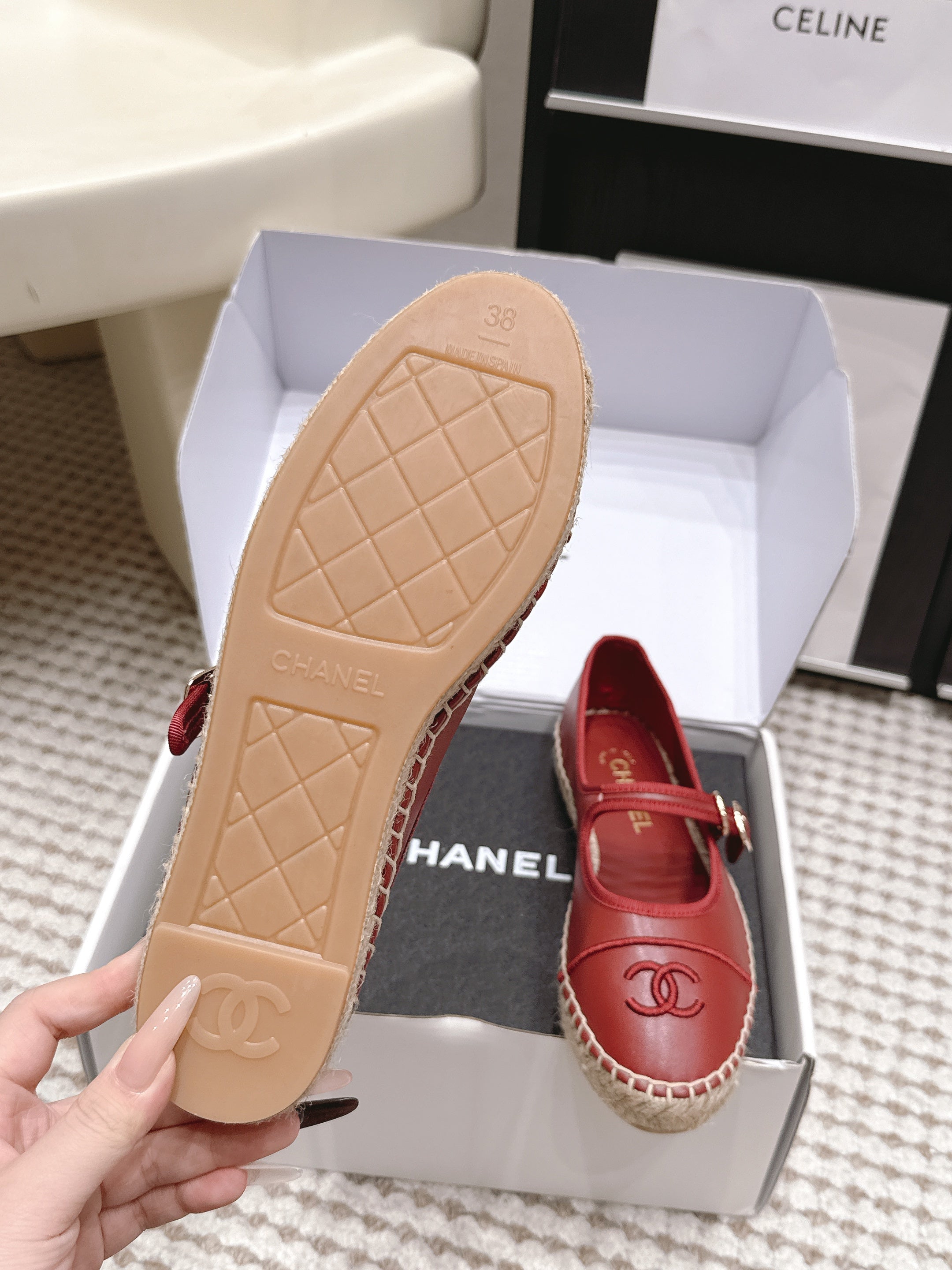 CHANEL 26S MARY JANE FLATS IN DARK RED LAMBSKIN ESPADRILLE SOLE