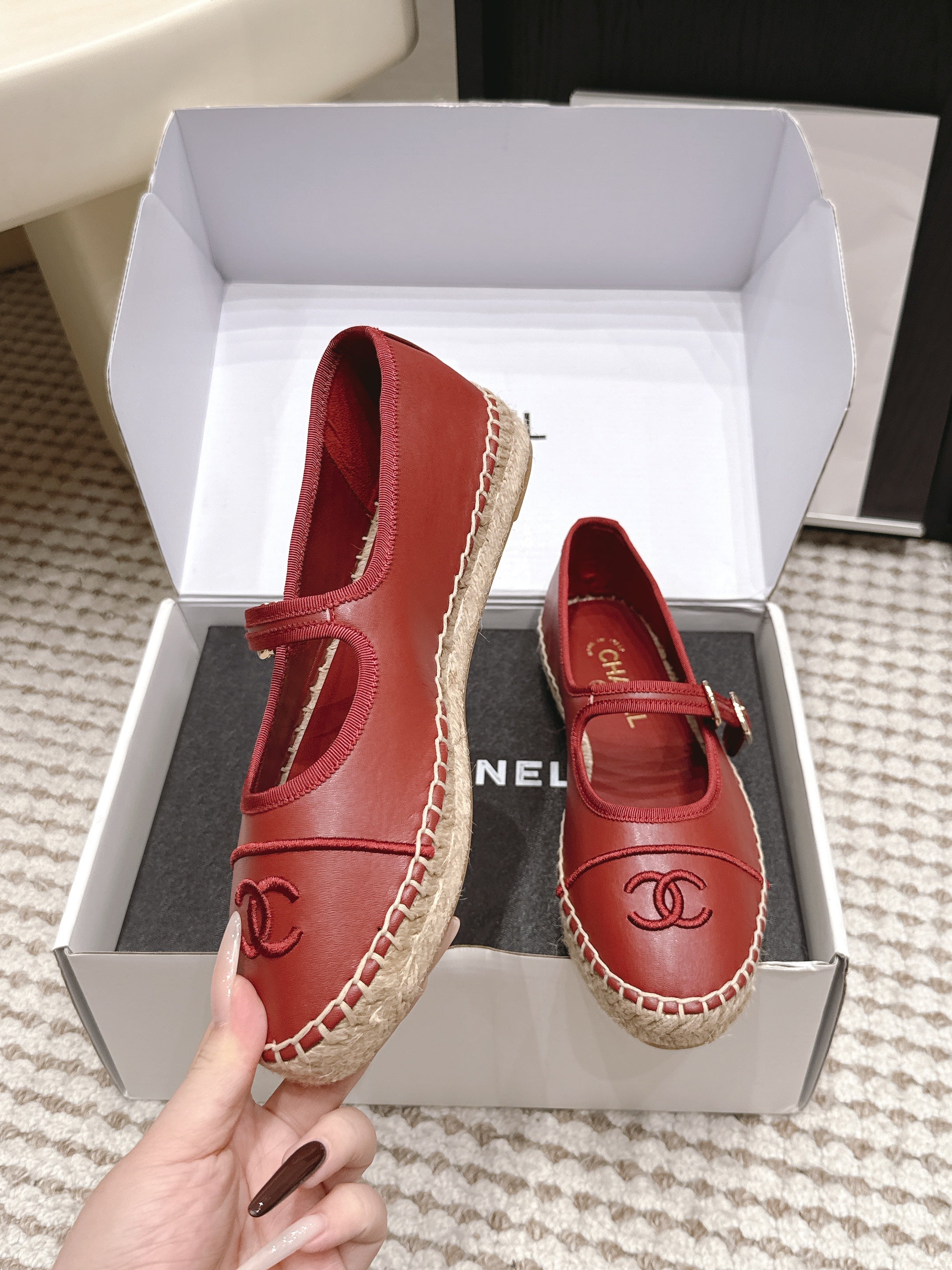 CHANEL 26S MARY JANE FLATS IN DARK RED LAMBSKIN ESPADRILLE SOLE
