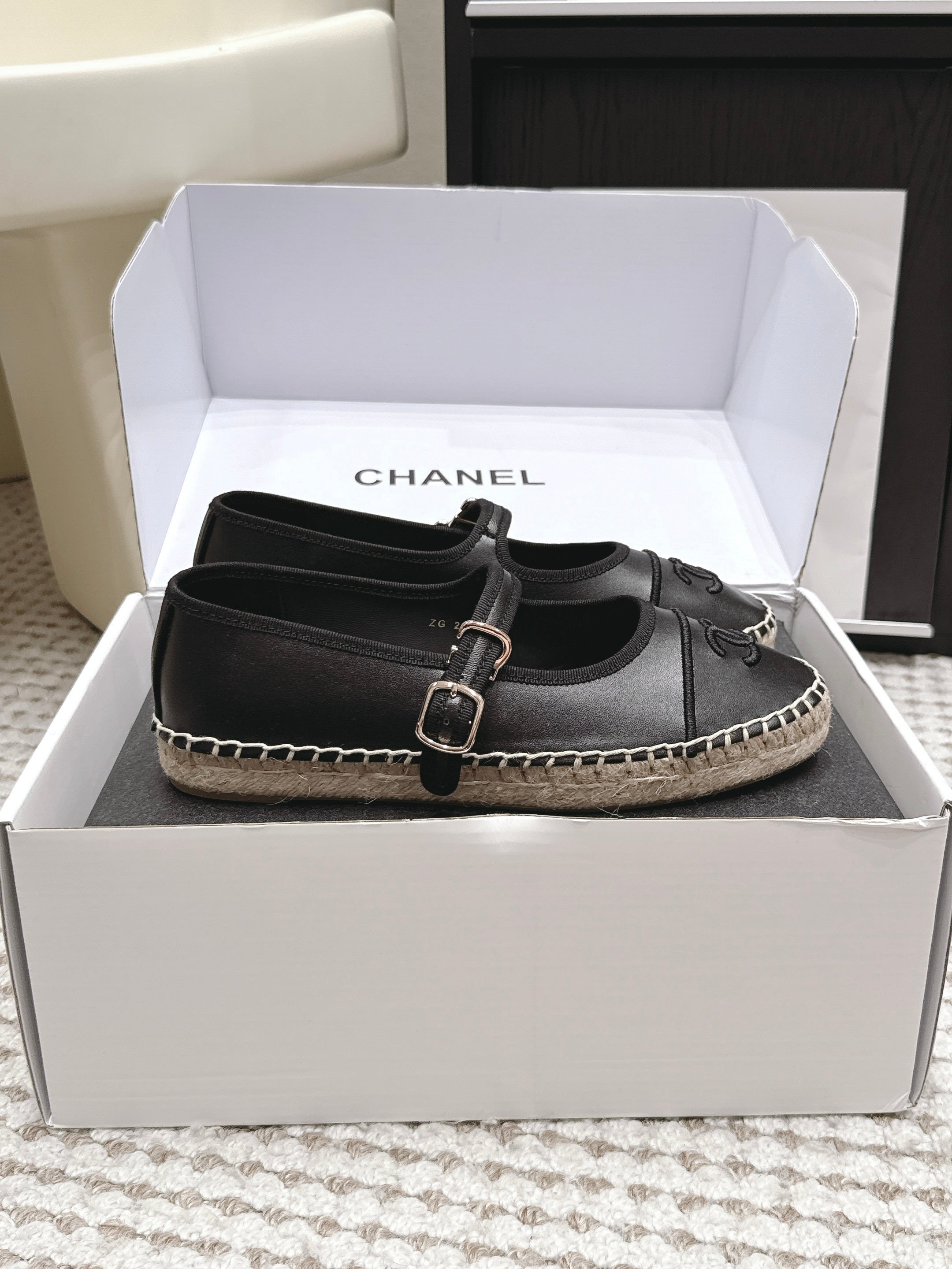 CHANEL 26S MARY JANE FLATS IN BLACK LAMBSKIN ESPADRILLE SOLE