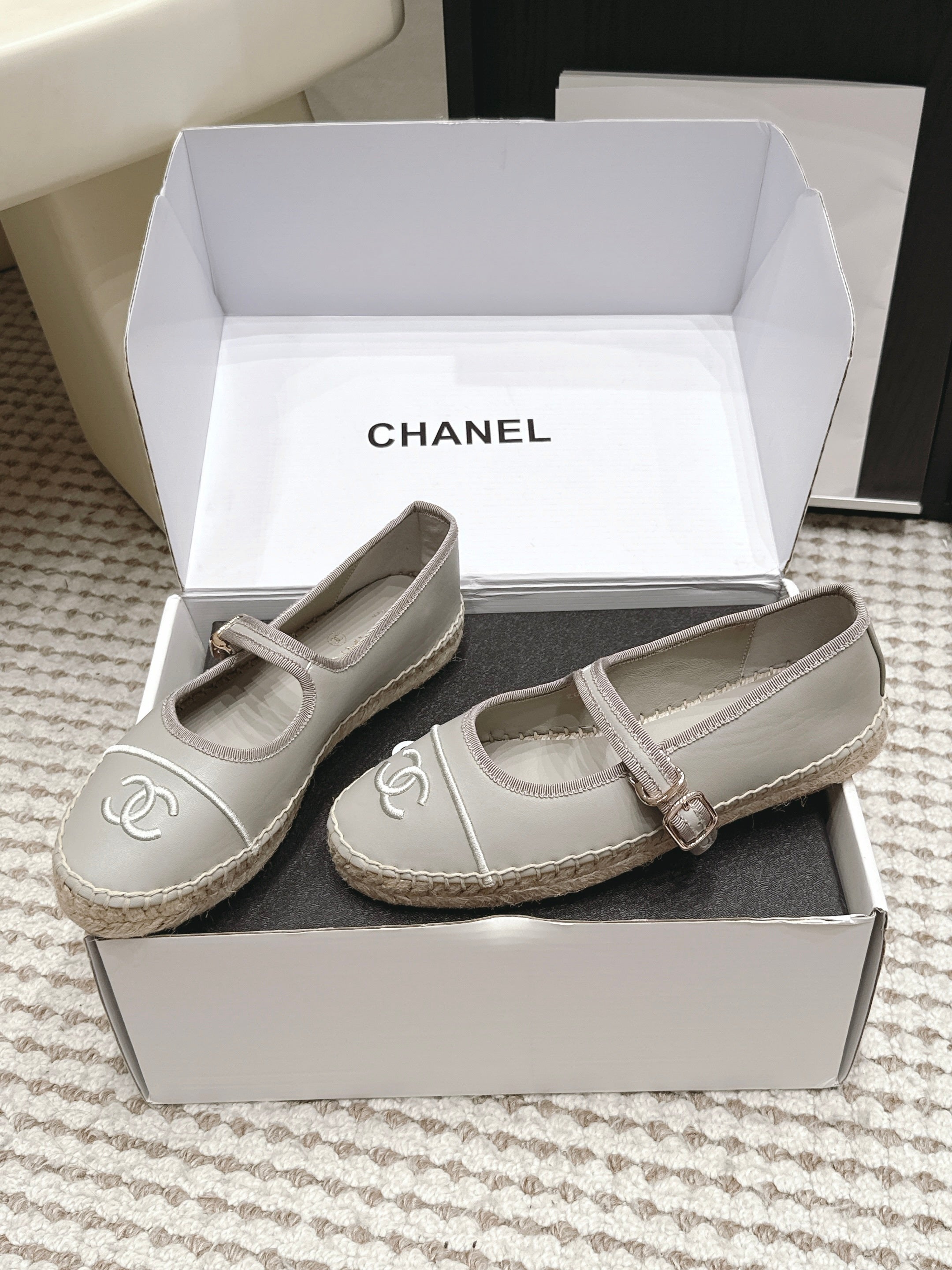 CHANEL 26S MARY JANE FLATS IN GREY LAMBSKIN ESPADRILLE SOLE