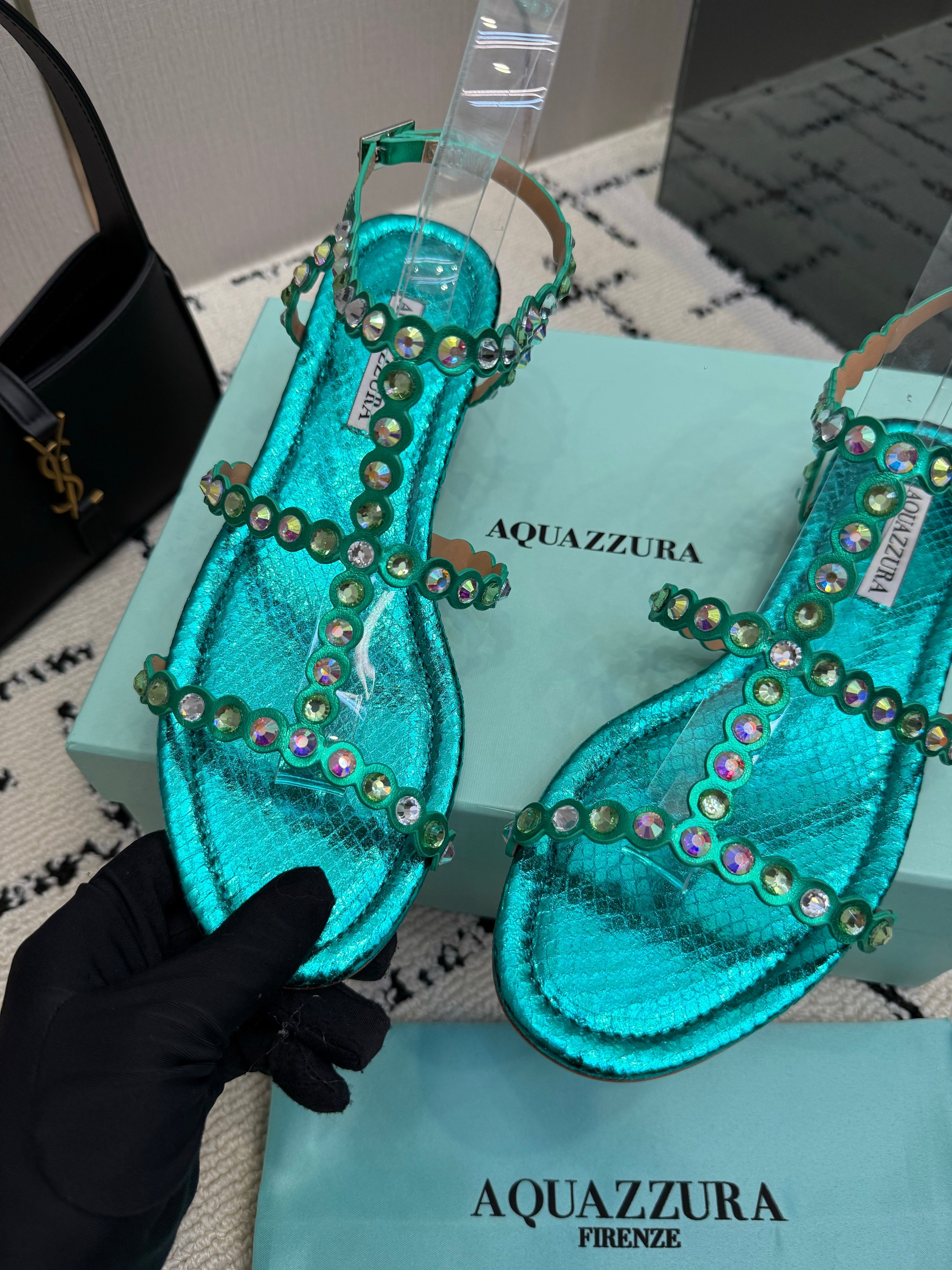 AQUAZZURA 26S FLAT SANDALS IN EMERALD GREEN SNAKESKIN CRYSTAL-EMBELLISHED