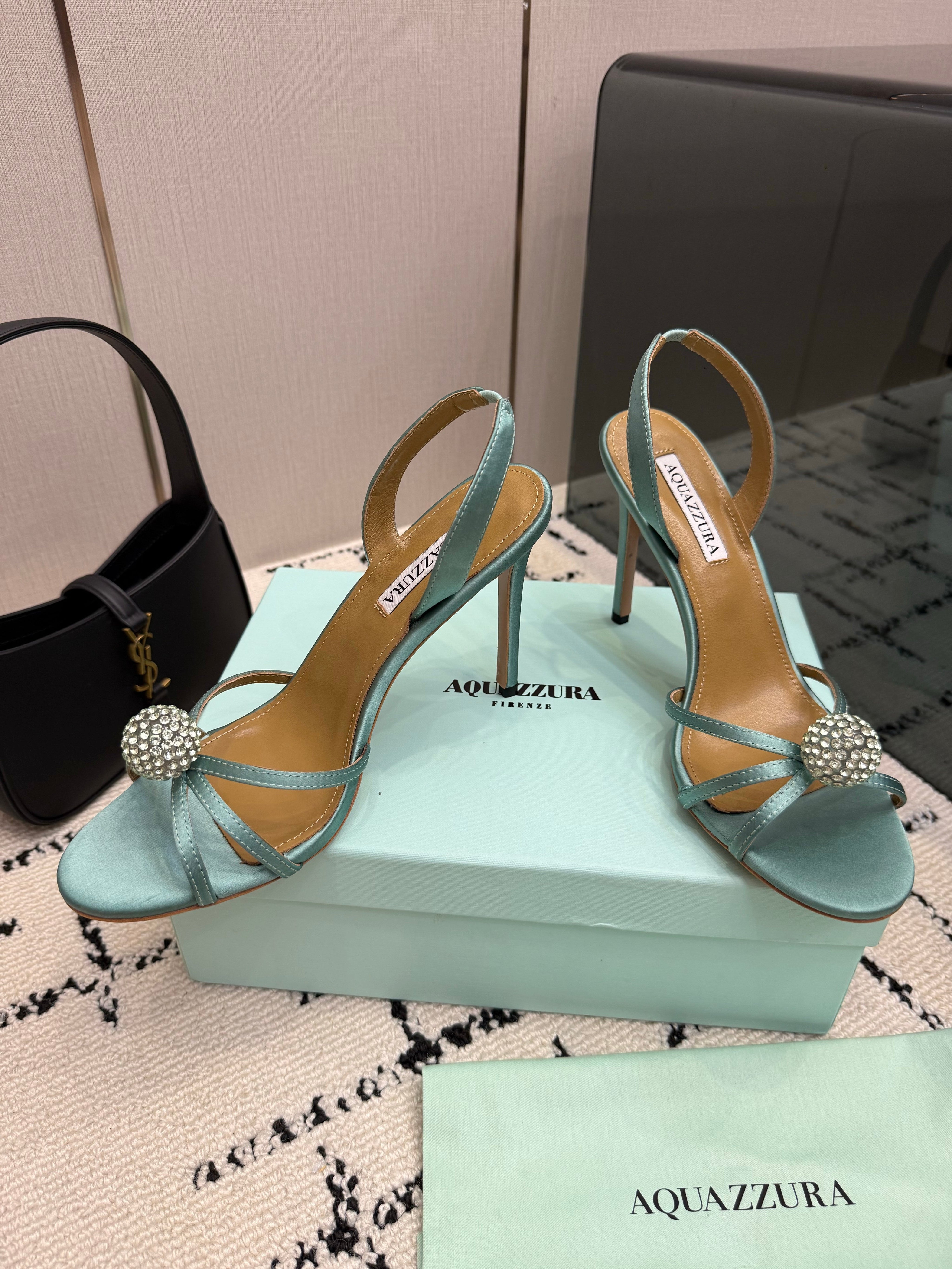 AQUAZZURA 26S STRAPPY HEELS 105 MM IN MINT GREEN SATIN