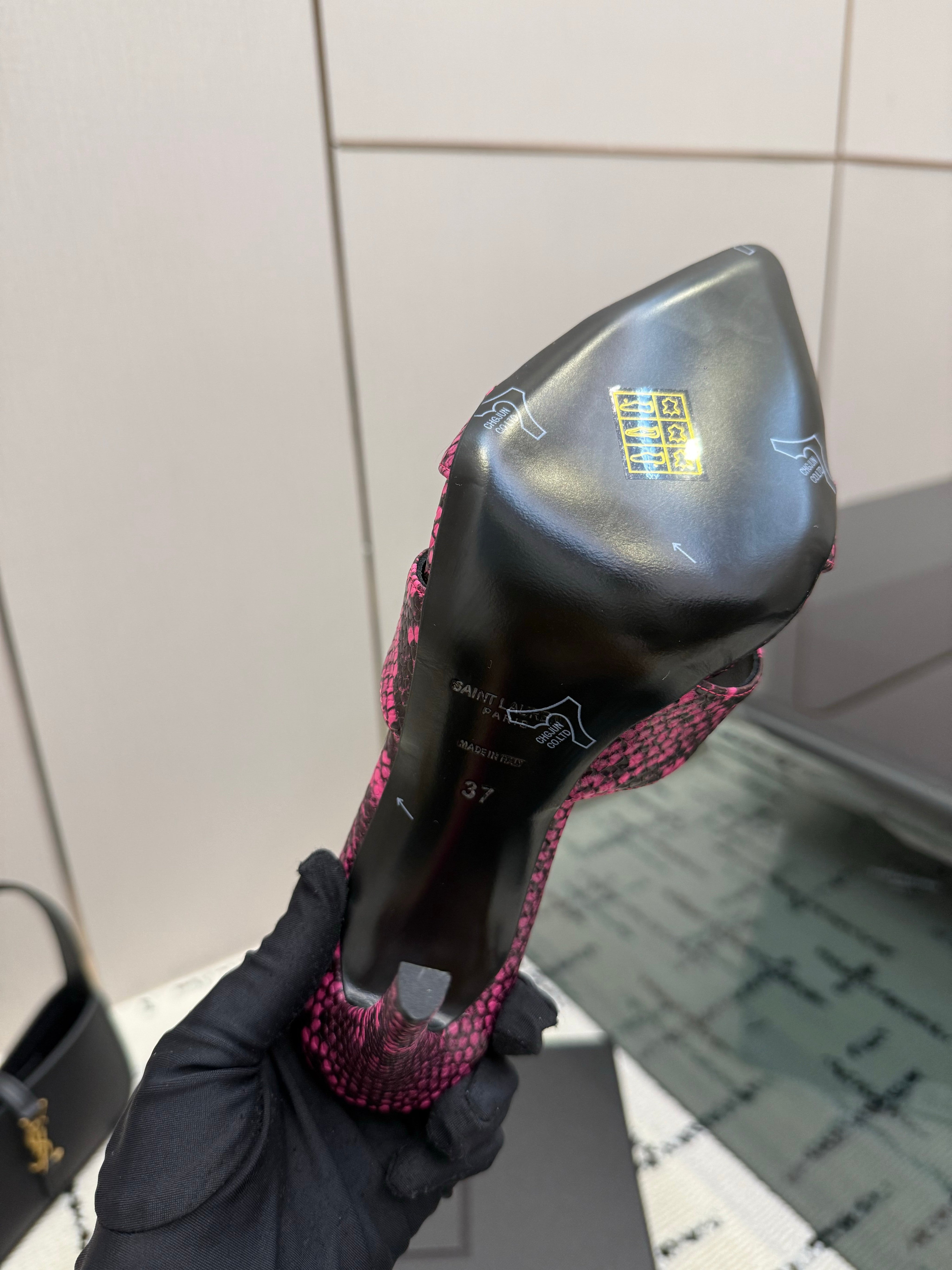 YSL 26S HIGH HEEL 100 MM IN PINK SNAKE PRINT SNAKESKIN