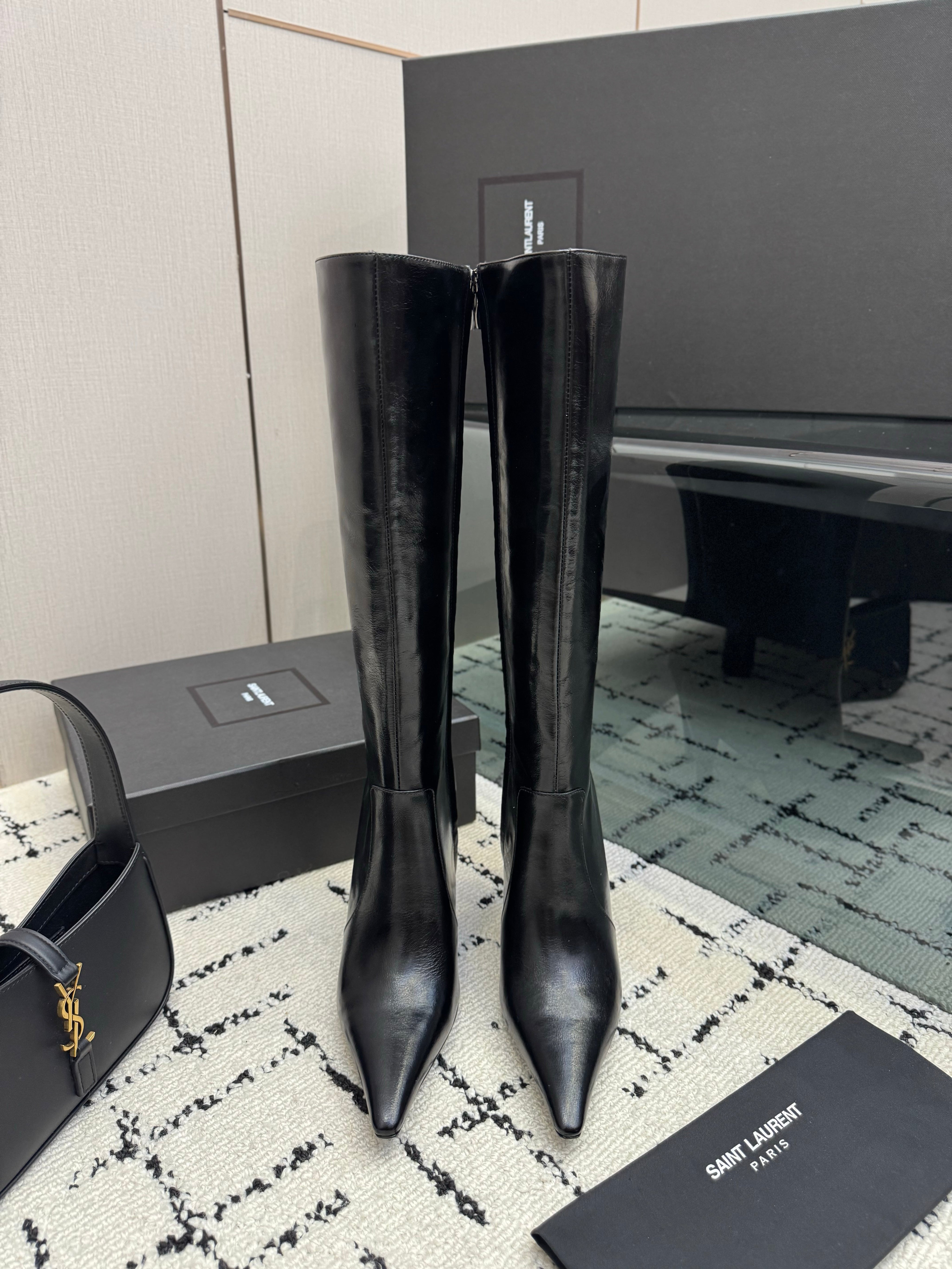 YSL 26S KNEE HIGH BOOTS 100 MM IN BLACK CALFSKIN PATENT SLIM SHAFT