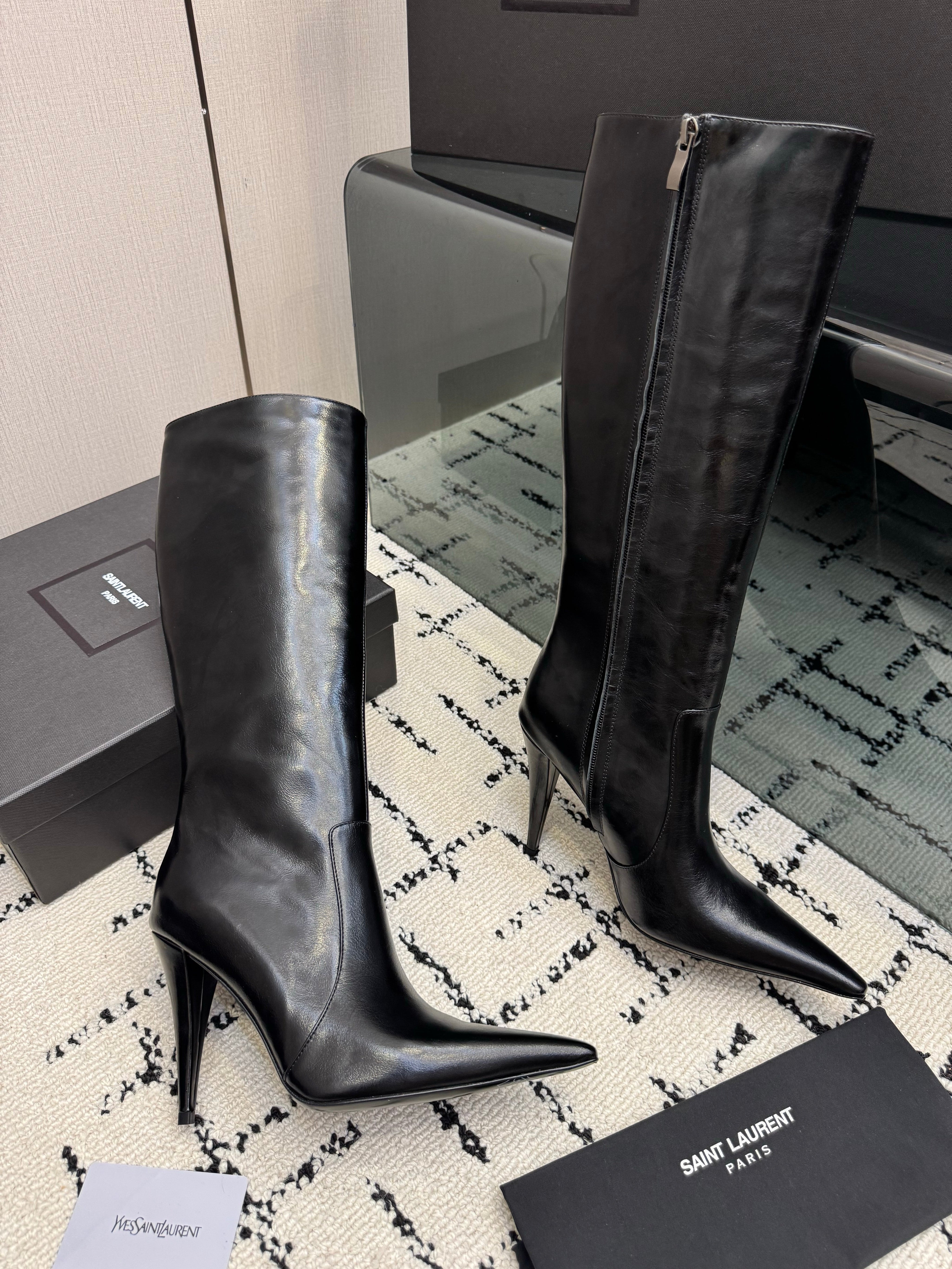 YSL 26S KNEE HIGH BOOTS 100 MM IN BLACK CALFSKIN PATENT SLIM SHAFT