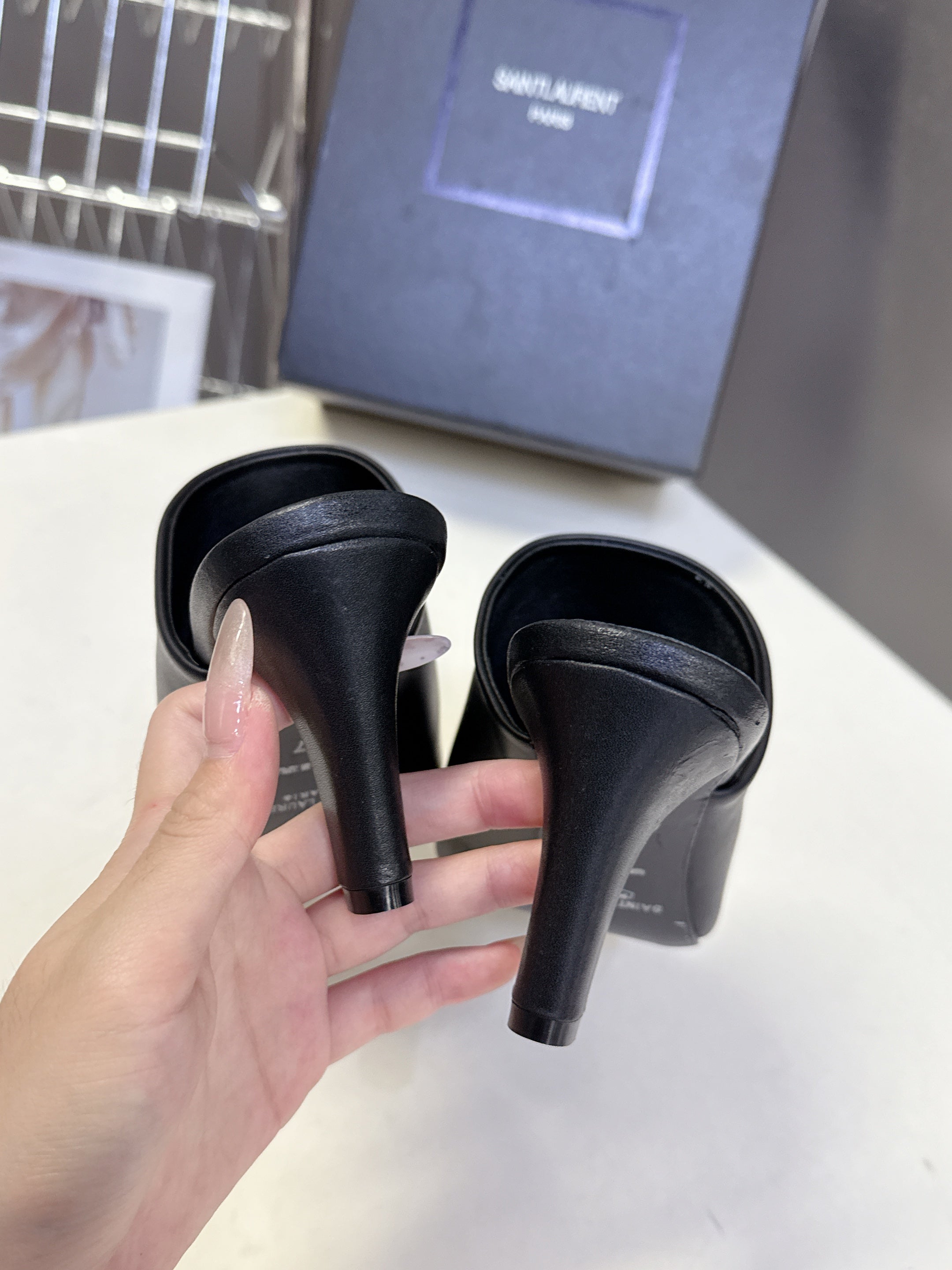 YSL 25S HIGH-HEEL SANDALS 75 MM IN BLACK LAMBSKIN