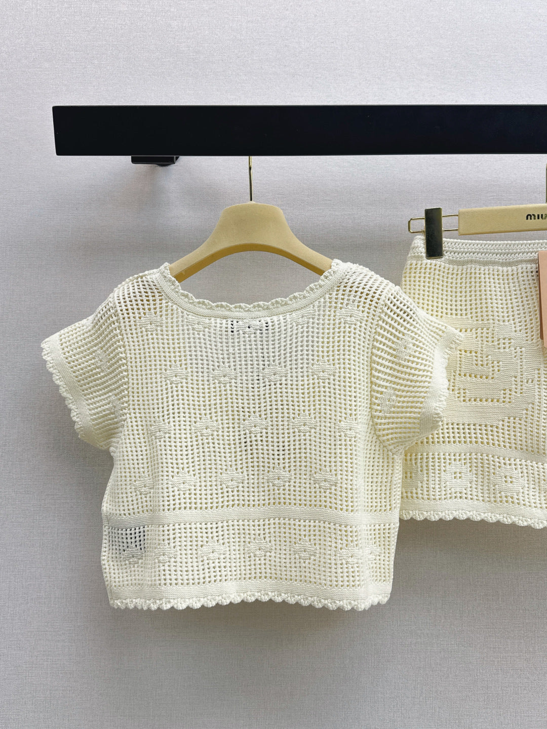 MIUMIU 26S KNIT TOP AND SKIRT SET STYLE 1042