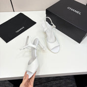 CC HIGH SANDAL 25S 80 MM IN WHITE CALFSKIN WITH PEARL DETAILS