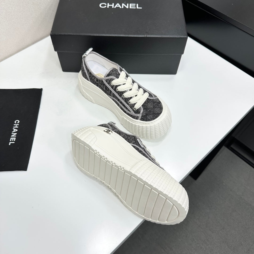 CHANEL 26S CHUNKY SNEAKERS IN GREY DIAMOND-PATTERNED WOVEN FABRIC