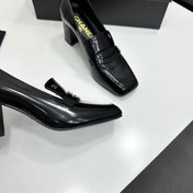 CHANEL 26S LOAFER PUMPS IN BLACK PATENT CALFSKIN